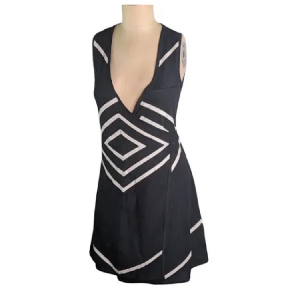 ALICE + OLIVIA DRESS